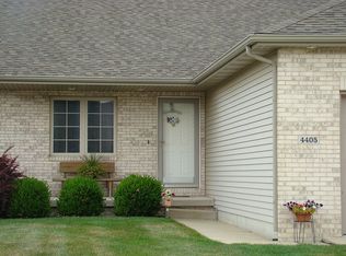 4405 Castle Pines Dr, Springfield, IL 62711