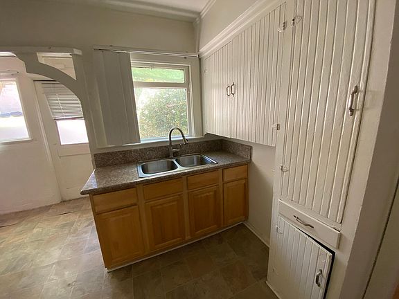 5th image of 1334 N Stanley Ave