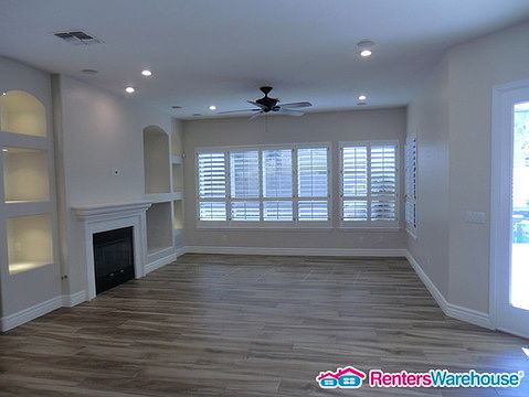 4th image of 1761 W Prescott Dr