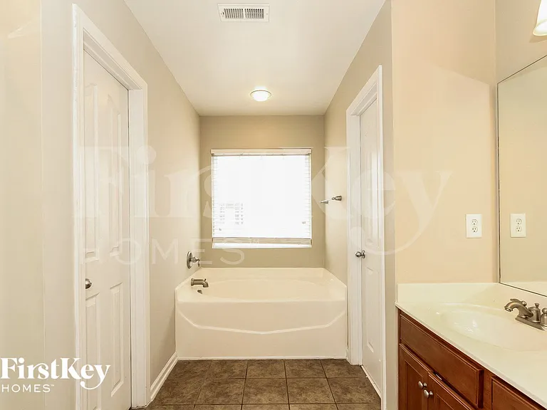 13540 Aldenbrook Dr — Photo 8