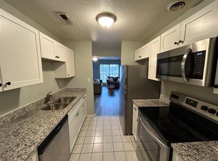 2014 Hobbs Rd SE APT 8, Huntsville, AL 35803