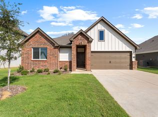 6044 Freedom Dr, Lindale, TX 75771