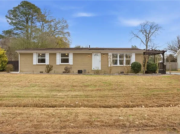 4116 Berwyn Way, Suffolk, VA 23435