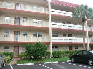 1050 Country Club Dr APT 102, Margate, FL 33063