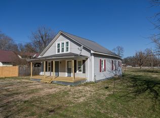 210 Water St, Petersburg, TN 37144