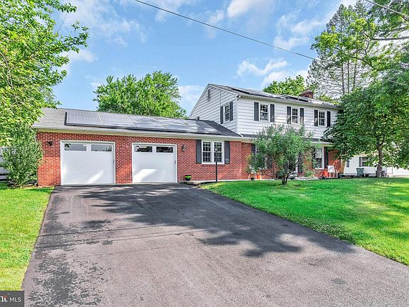 2nd image of 207 Gilpin Ave