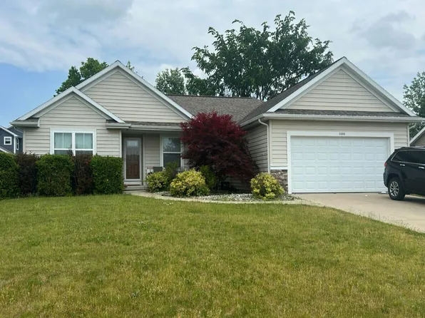 8690 Ashland Pl, Freeland, MI 48623