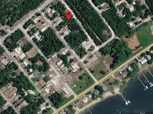 146 Iowa St, Lanark Village, FL 32322