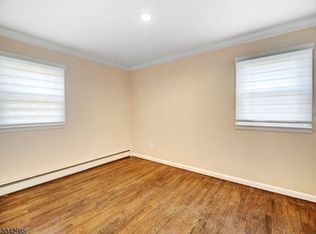 29 Fitzherbert St FLOOR 1, Bloomfield, NJ 07003