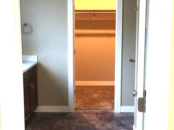 3rd image of 2432 10th Ave N