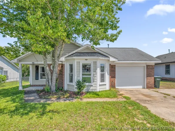 1615 Winnabow Dr, Fayetteville, NC 28304