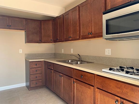2nd image of 2392 Lemon Ave #1104/1108