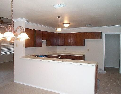 3rd image of 5639 WOOD WALK