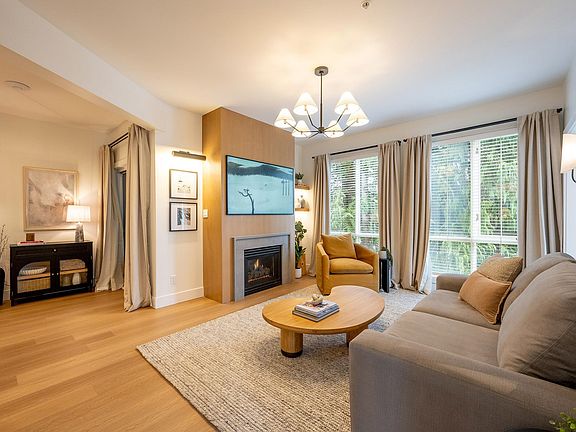 4th image of 4365 Northlands Blvd #206