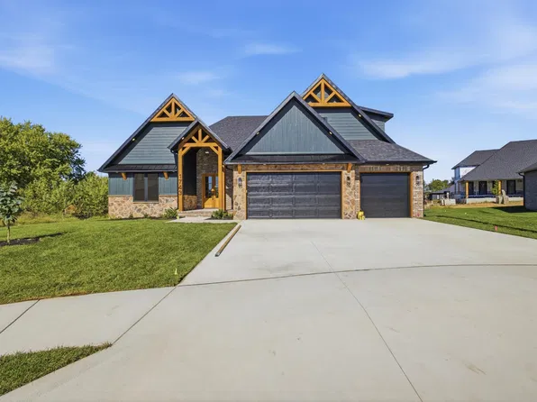 1743 E Skyline, Ozark, MO 65721