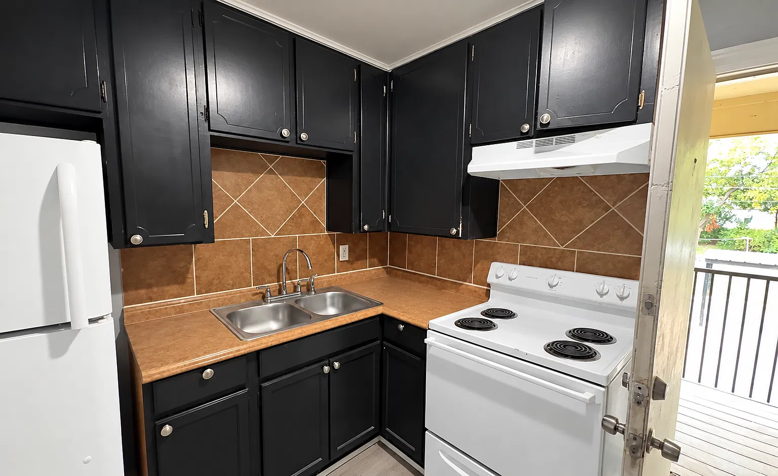 2 bed, 858 sqft, $850 — Photo 3