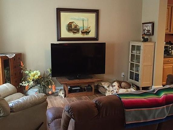 5th image of 8027 W Gum St