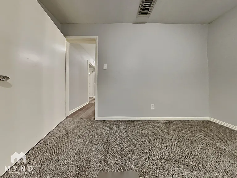 2163 Drayton Ln — Photo 10