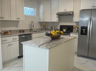 727 Ashburton Dr, Fayetteville, NC 28301