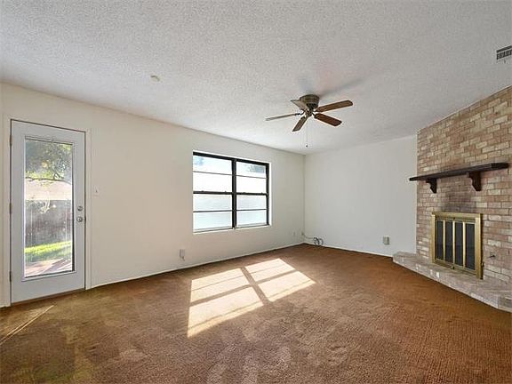 3rd image of 6811 Skynook Dr