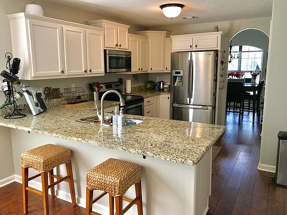 3rd image of 7645 Romero Dr