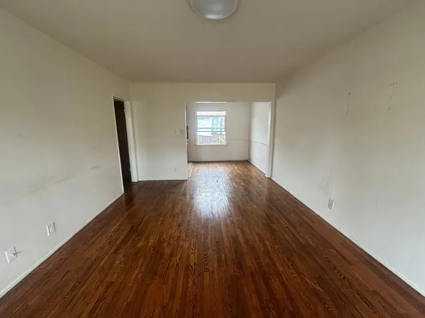 8343 Lindley Ave #5, Northridge, CA 91325