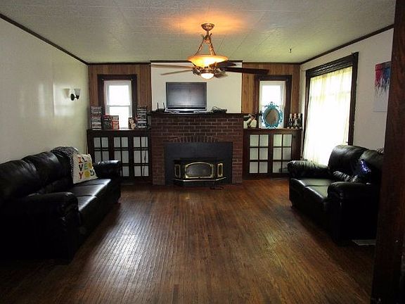 5th image of 88 Rockland Ave