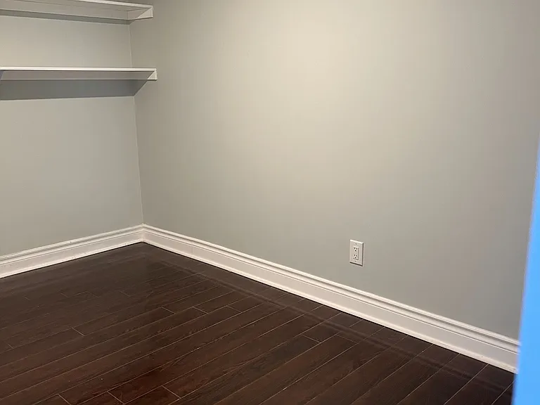 19 Sir Michael Pl #BASEMENT — Photo 2