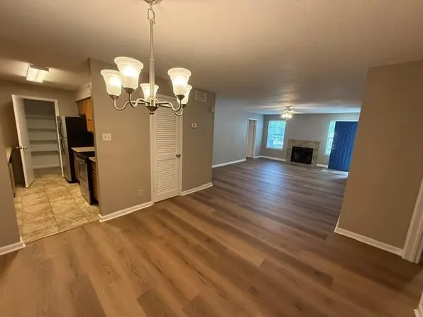 9700 Leawood Blvd APT 1704, Houston, TX 77099