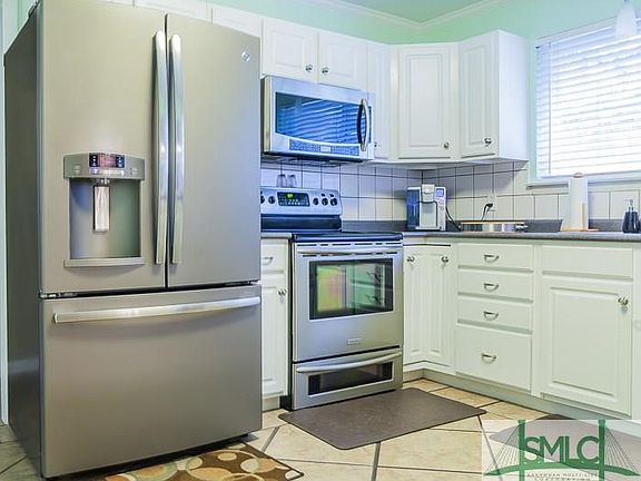 4th image of 111 Penrose Dr