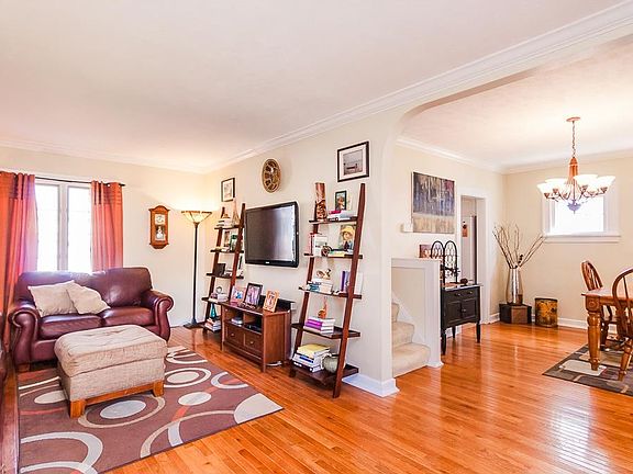 5th image of 17324 Archdale Ave