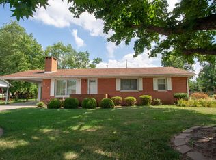 309 Paint Creek Ln, Carmi, IL 62821