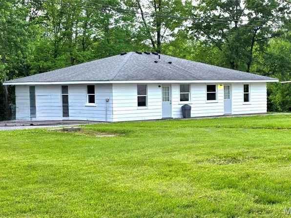 7002 Hayton School Rd, Carbondale, IL 62902