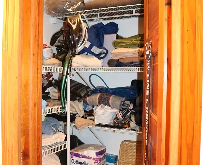 Linen / pantry closet