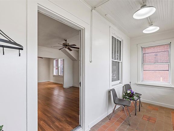 3rd image of 2038 McLaran Ave