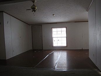 2nd image of 17891 Hoshel Rd