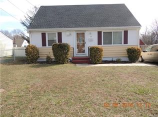 66 Longbranch Ave, Stratford, CT 06615