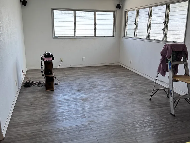 816 Mokauea St — Photo 24