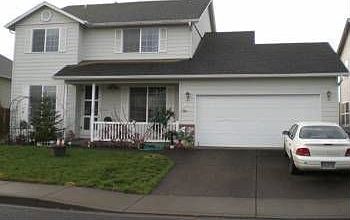 2nd image of 872 Meadowlawn Pl