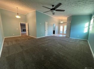 2511 Cornwall Dr, Xenia, OH 45385