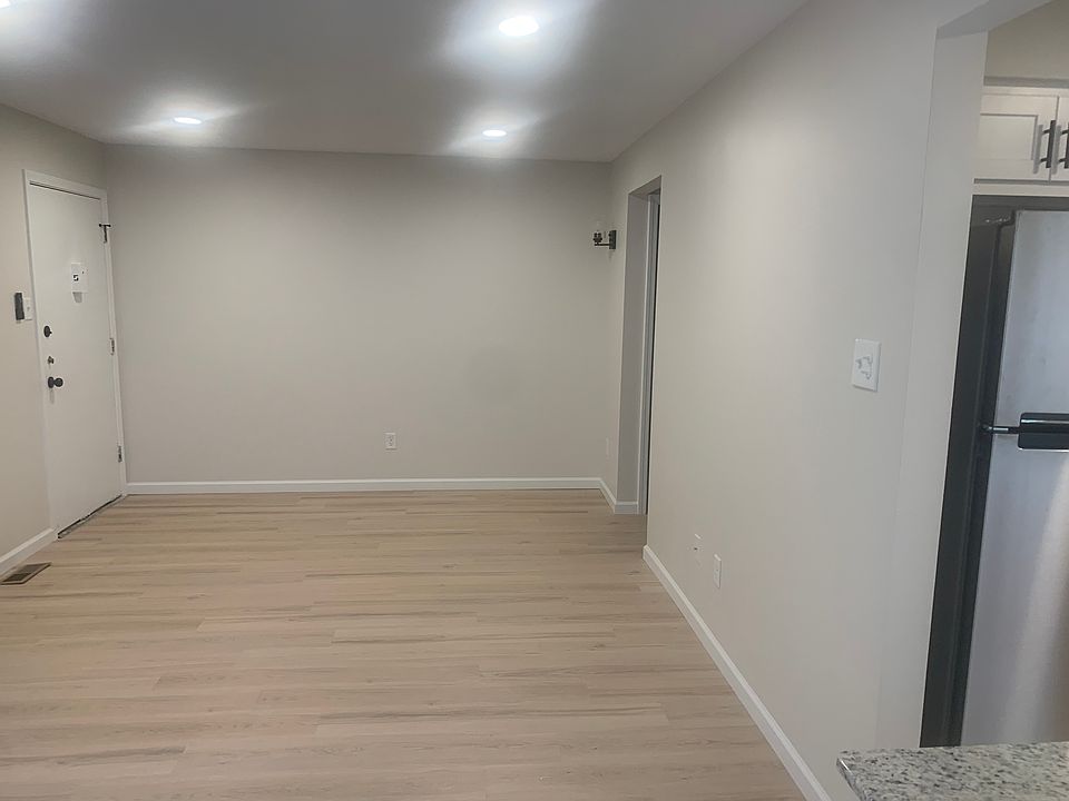 1st image of 11881 Cresta Verde Dr APT D