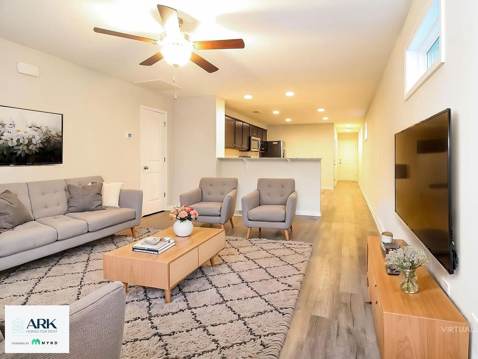 3 bed, 3.5 bath, 1710 sqft, $1,849 — Photo 2