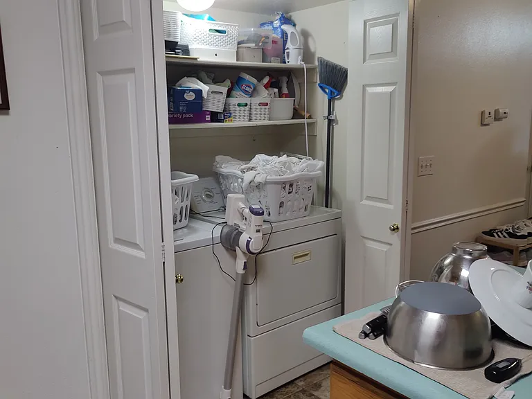 465 N 300 W #22 — Photo 10