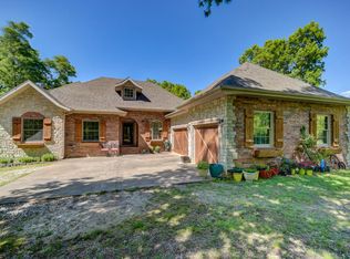 3595 Two Rivers Rd, Highlandville, MO 65669