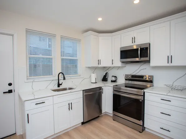 1907 N Hancock St, Philadelphia, PA 19122