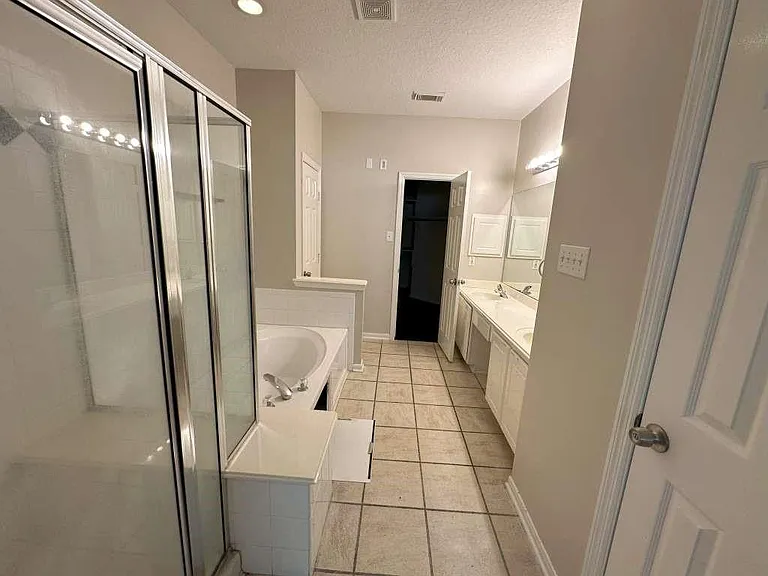 7203 Welshwood Ln — Photo 29