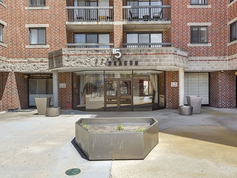 15 N Beacon St #305 — Photo 12