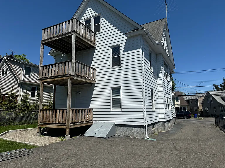 561 Black Rock Tpke #561 — Photo 21