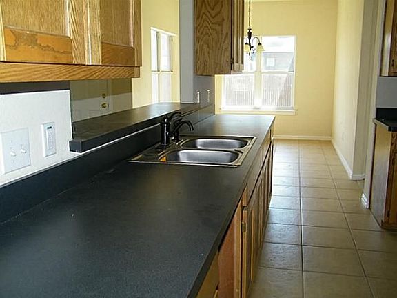 5th image of 816 Sugar Hill Ave