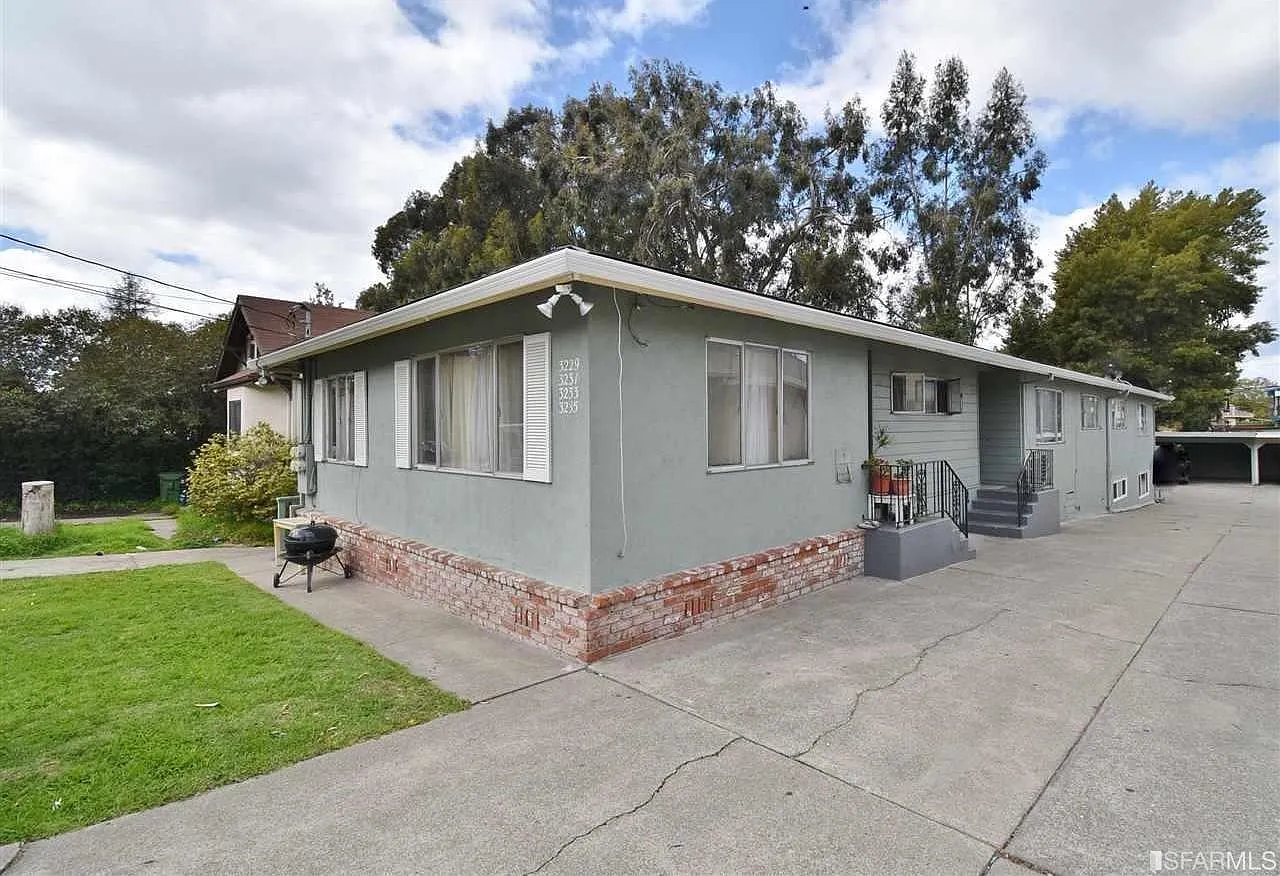 3229 Courtland Ave photo 1